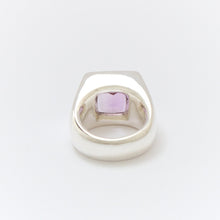 Lade das Bild in den Galerie-Viewer, Amethyst Signet Ring