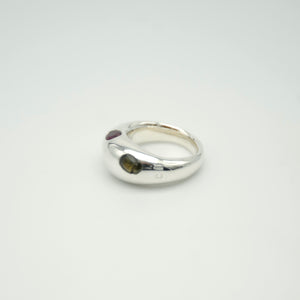 Curvy Sapphire Ring
