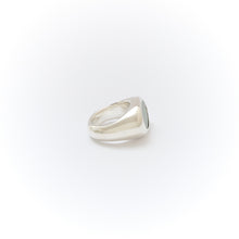 Lade das Bild in den Galerie-Viewer, Jade Table Ring
