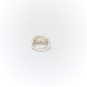 Curvy Ring