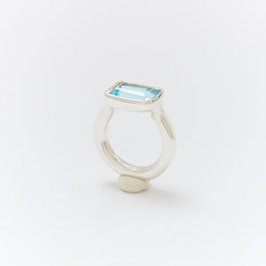 Claw Topaz Ring