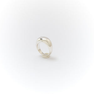 Curvy Ring
